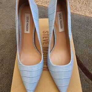 Steve Madden Light Blue Vala - C Croco's Size 9.5